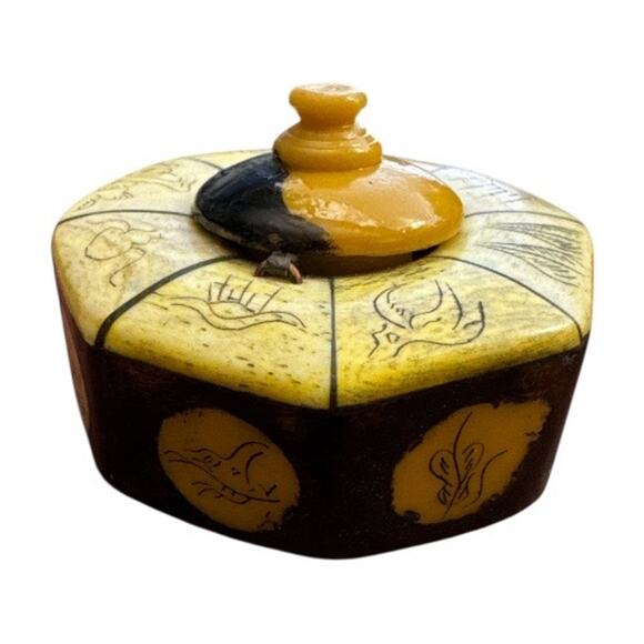 Antique Chinese Bone Wood Snuff Box with Wood Lock - Picture 10 of 10